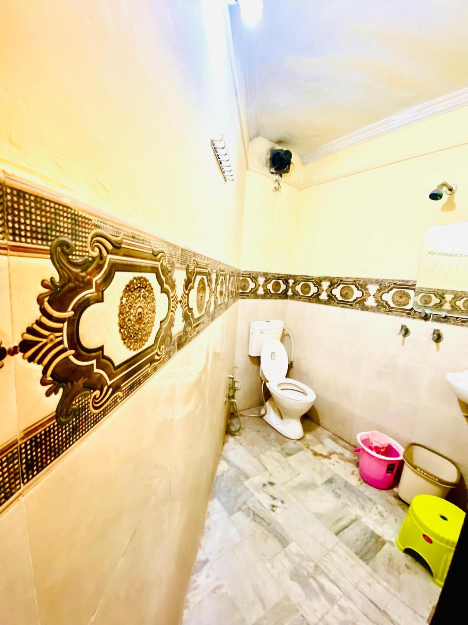 Namo Guest House Only For Indians Varanasi Dış mekan fotoğraf