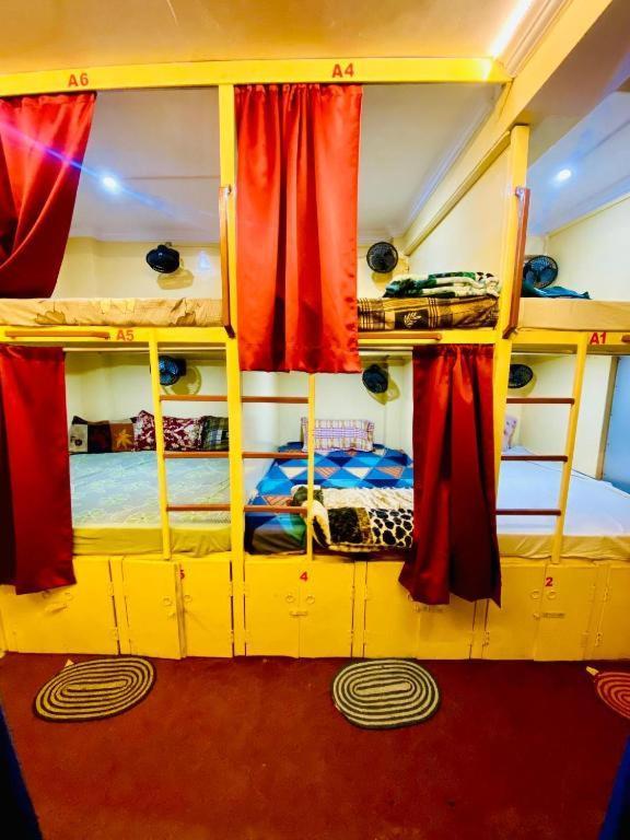Namo Guest House Only For Indians Varanasi Dış mekan fotoğraf