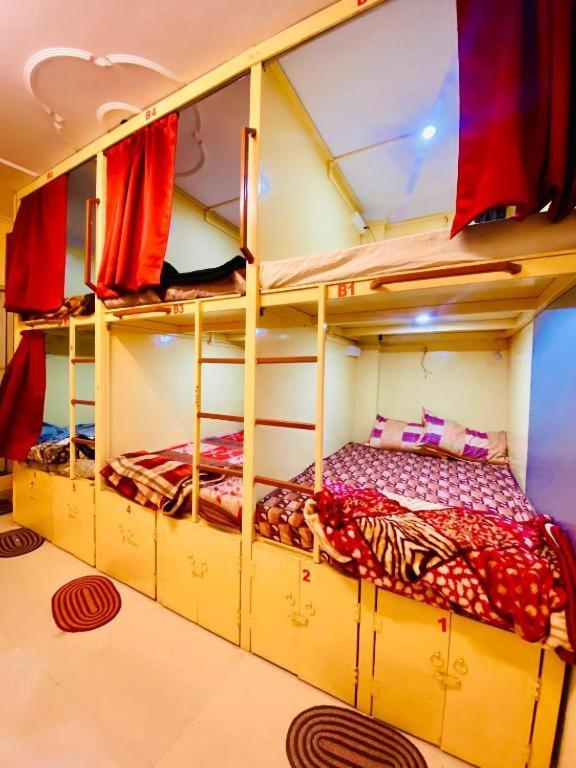 Namo Guest House Only For Indians Varanasi Dış mekan fotoğraf